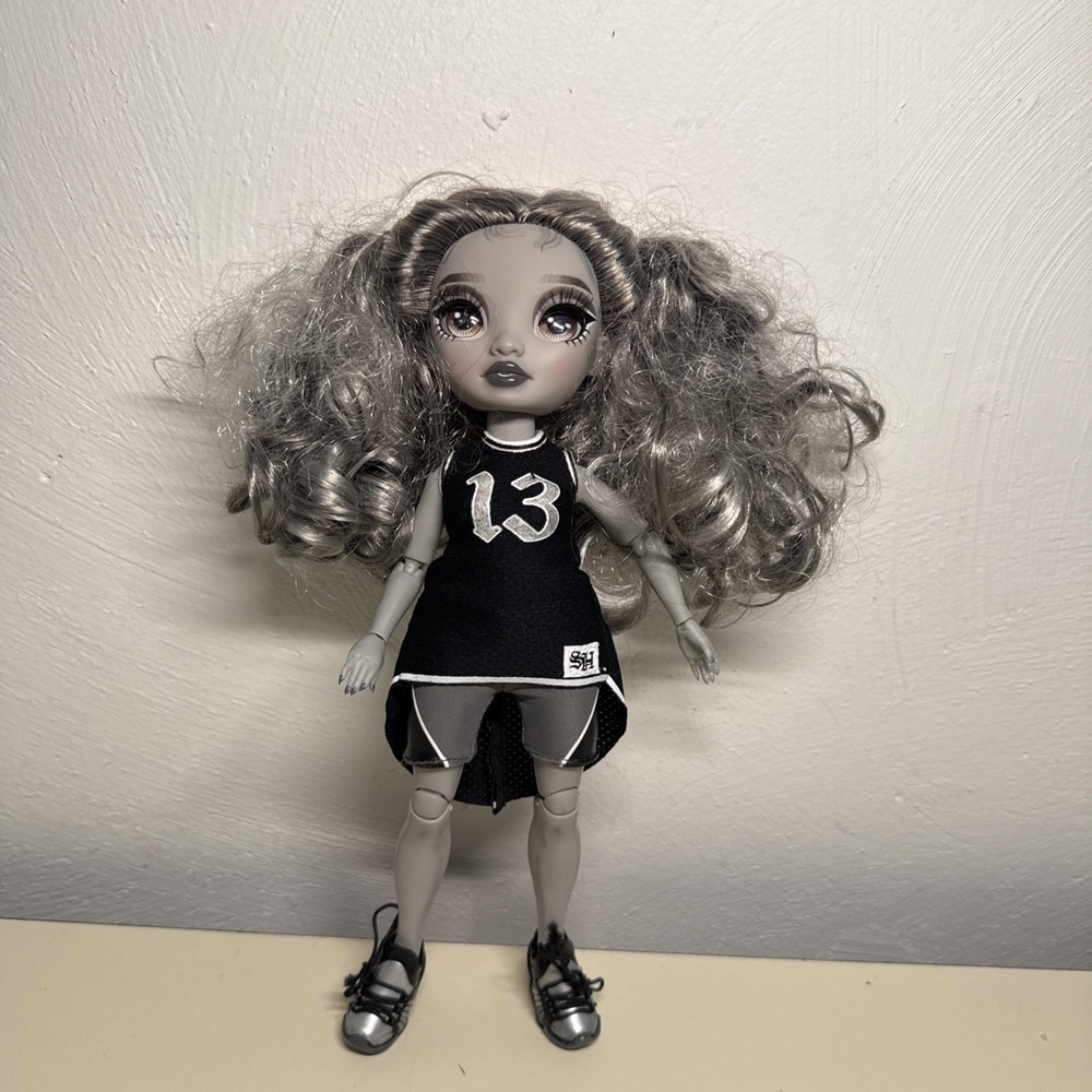 Rainbow High Shadow On Sportts Wearing #13 NICOLE STEEL Fashion Doll